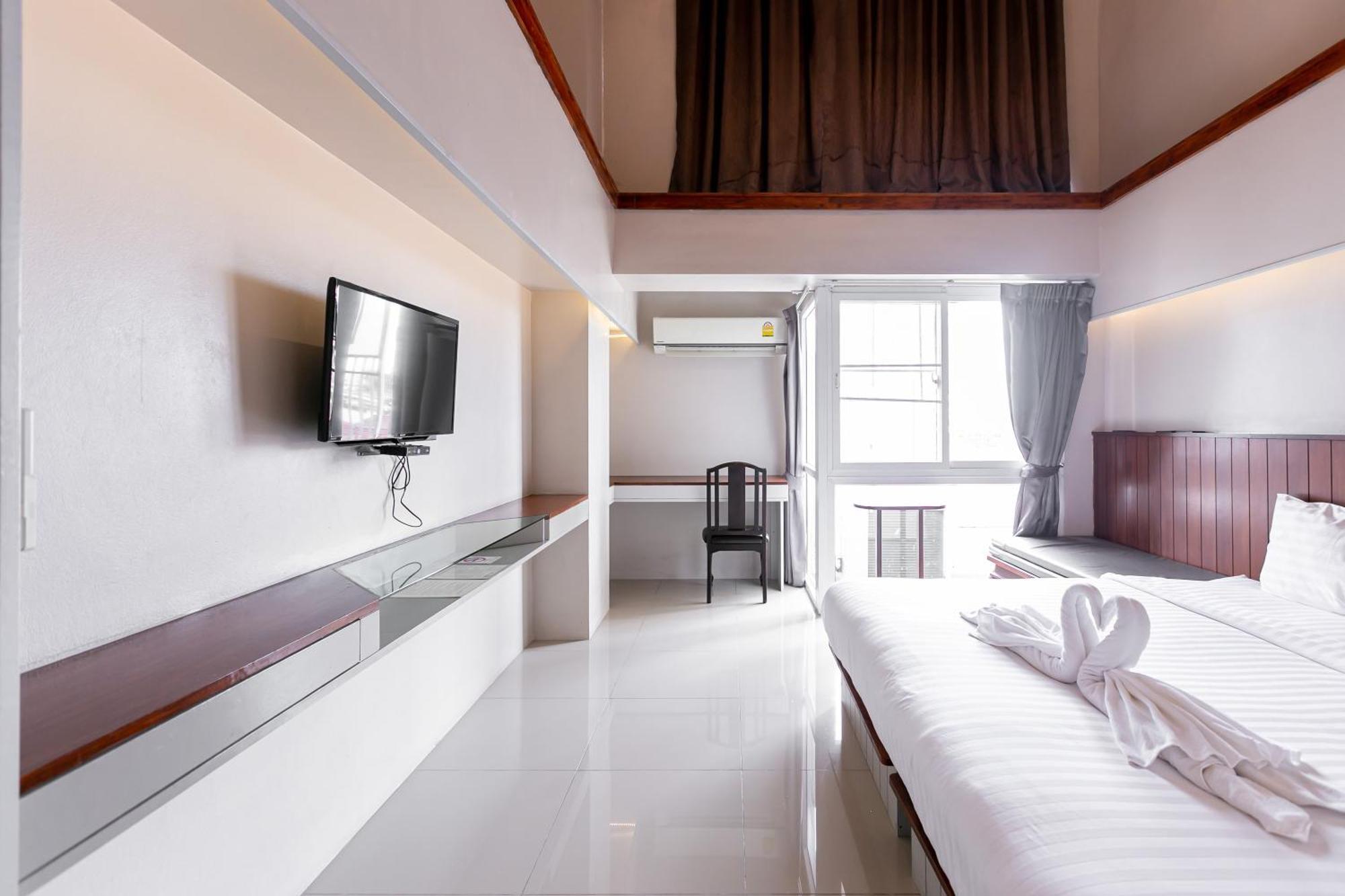 A Room Bangkok Sathorn Exterior photo