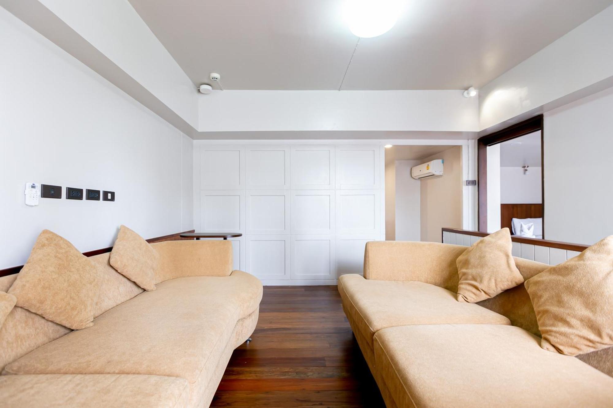 A Room Bangkok Sathorn Exterior photo