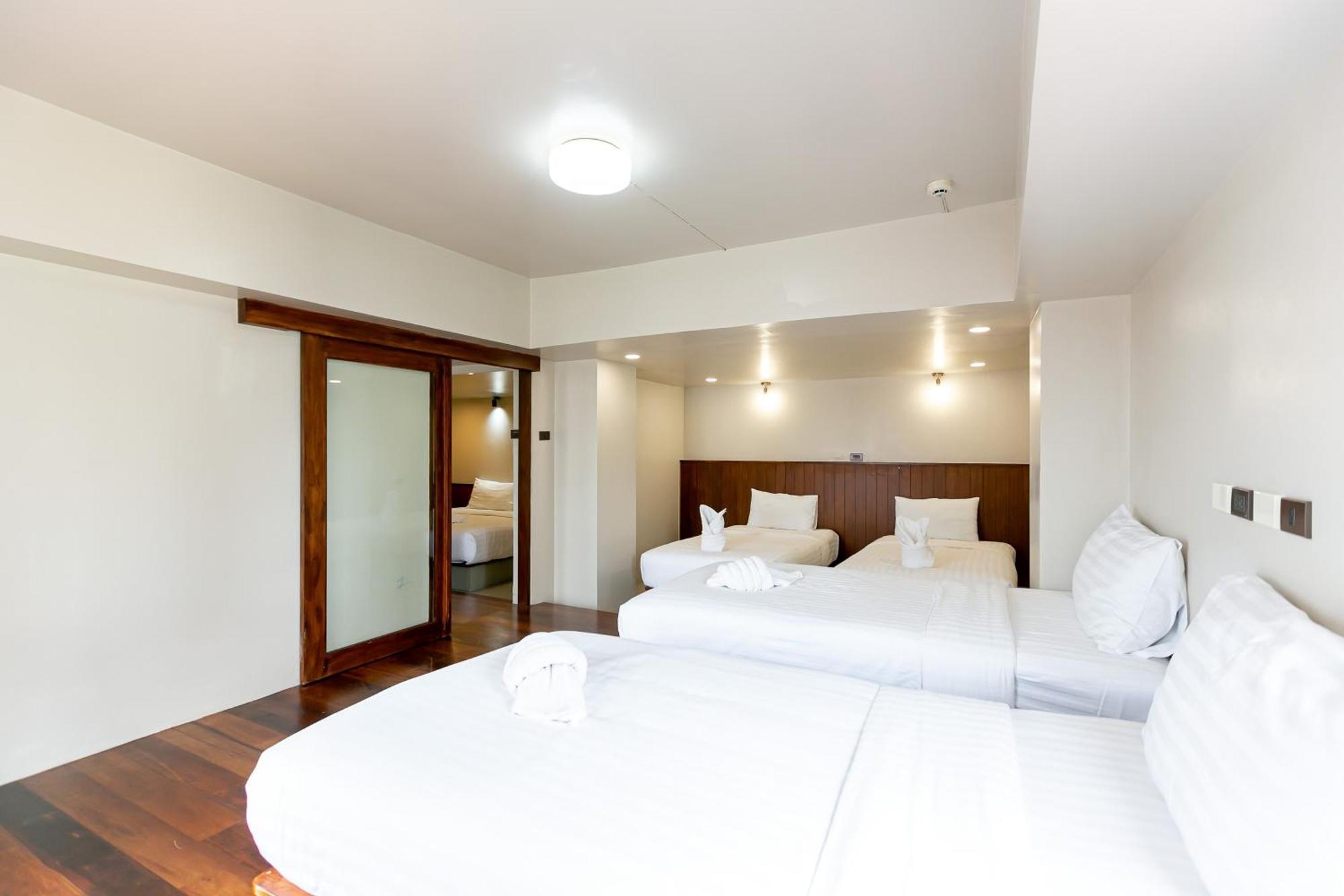A Room Bangkok Sathorn Exterior photo