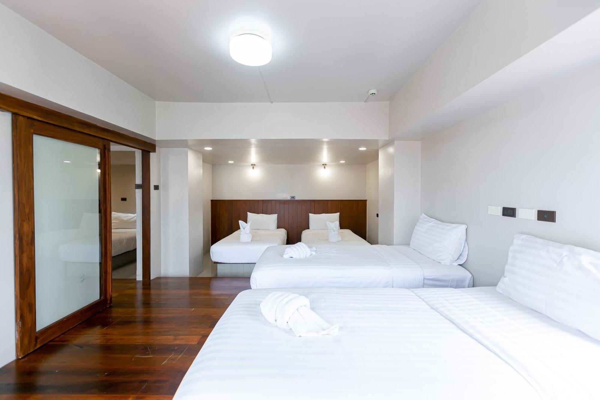 A Room Bangkok Sathorn Exterior photo