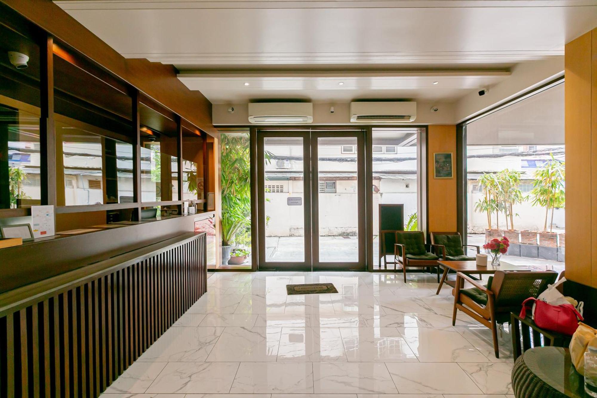A Room Bangkok Sathorn Exterior photo