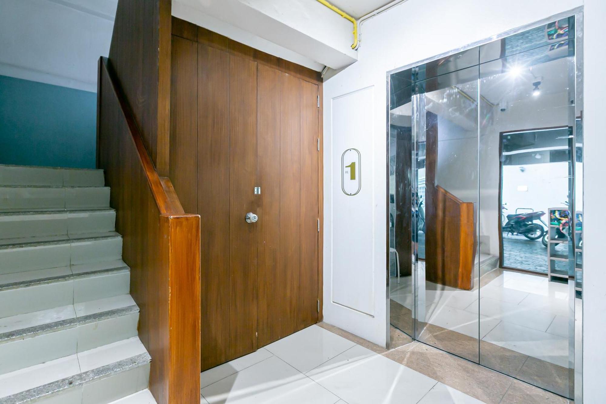 A Room Bangkok Sathorn Exterior photo